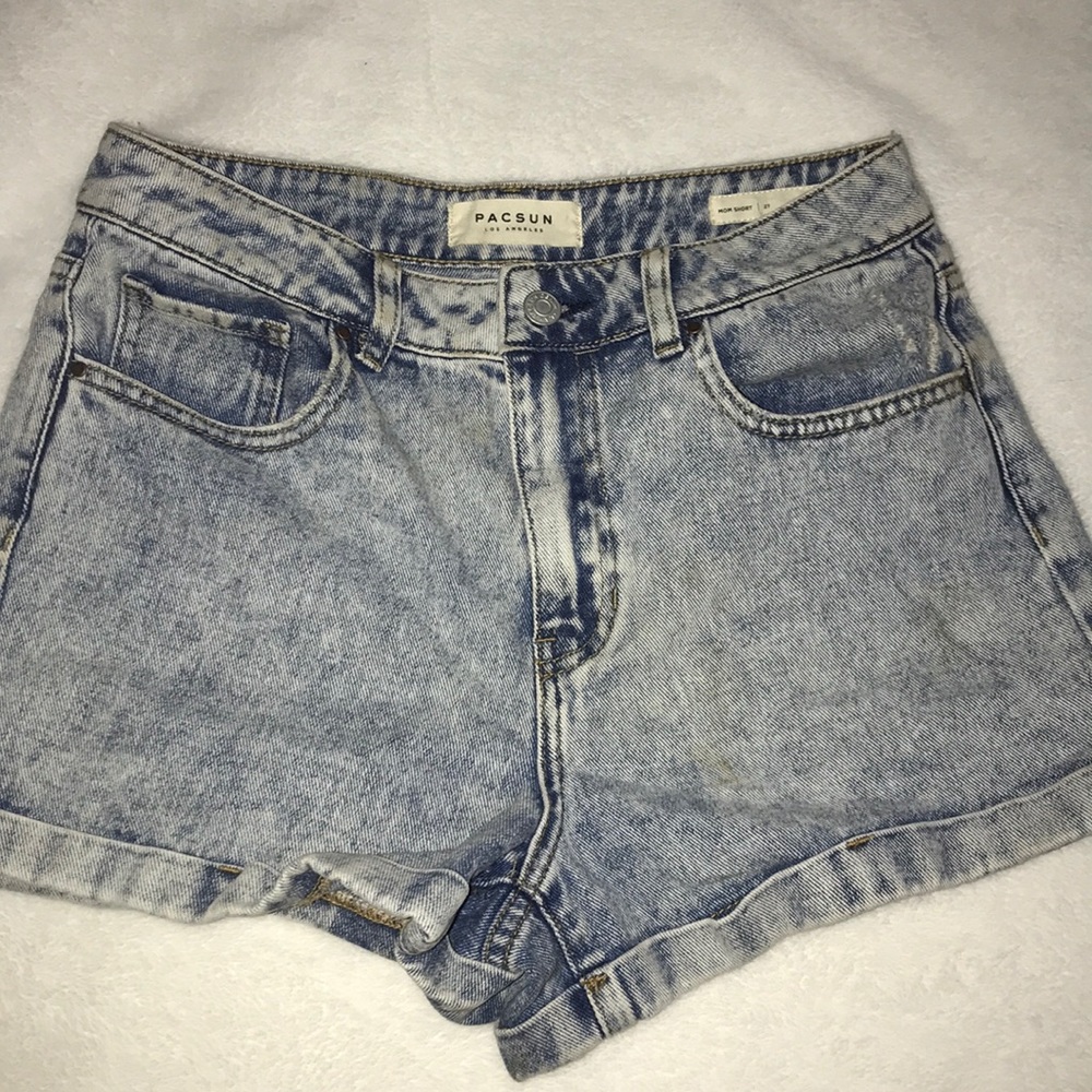NEVER WORN PACSUN SHORTS